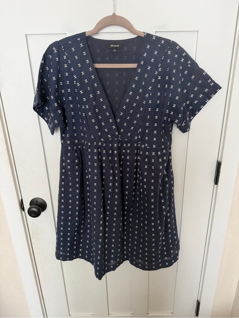 Madewell V-Neck Dolman-Sleeve Mini Dress in Textured Dot Size Medium Cotton Blue - Picture 5 of 9